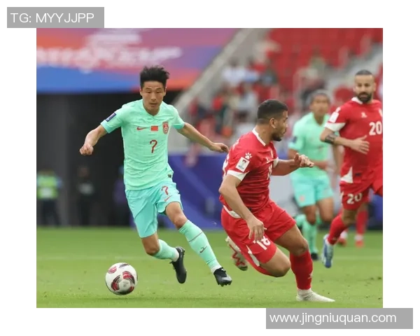 乔妹足球引领潮流展现女性力量助力足球运动新风尚