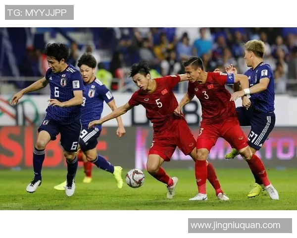 足球新妖人崛起引发全球关注年轻球员如何改变比赛格局与未来发展潜力分析 足球新妖人崛起引发全球关注年轻球员如何改变比赛格局与未来发展潜力分析