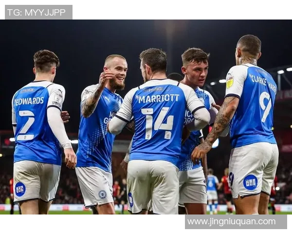 足球直揪：揭示足球比赛中最精彩瞬间的背后故事与战术分析